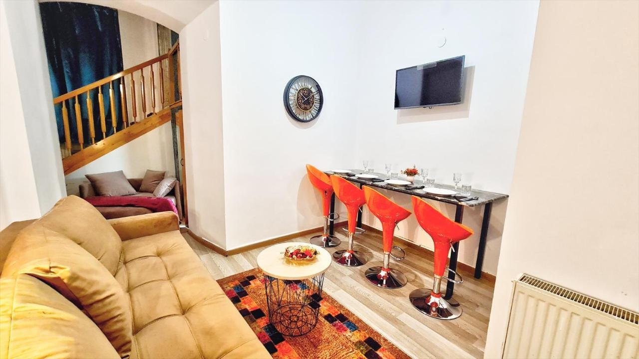 Royal Mansion In Unirii Square Leilighet Cluj-Napoca Eksteriør bilde